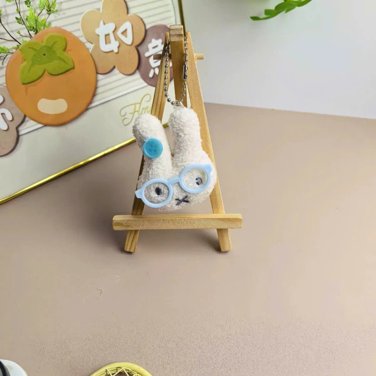 Móc Khóa Nữ Cunbag Hình Đầu Thỏ Phụ Kiện Bông Xù Đeo Kính Gắn Nút Áo Dễ Thương PK077