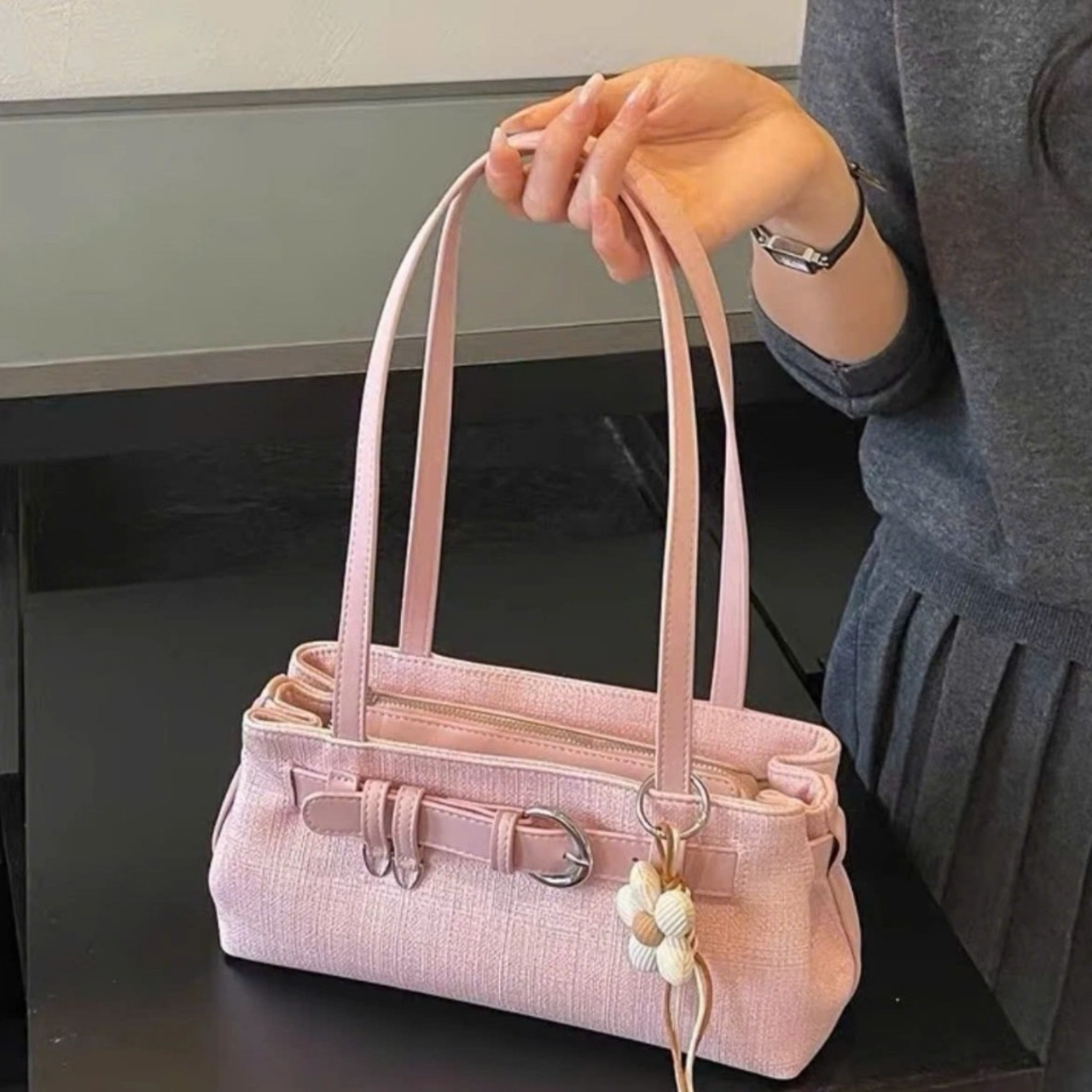 (Tặng Charm Hoa) Túi Xách Nữ Cunbag Mẫu Mới Thắt Đai Khóa Tròn Da Mềm Cá Tính CUN625