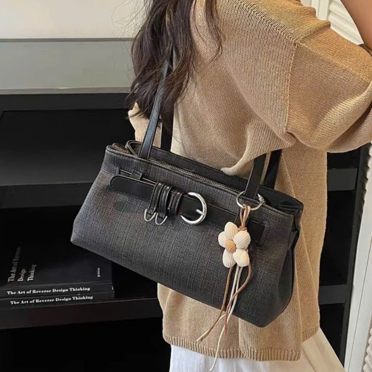 (Tặng Charm Hoa) Túi Xách Nữ Cunbag Mẫu Mới Thắt Đai Khóa Tròn Da Mềm Cá Tính CUN625
