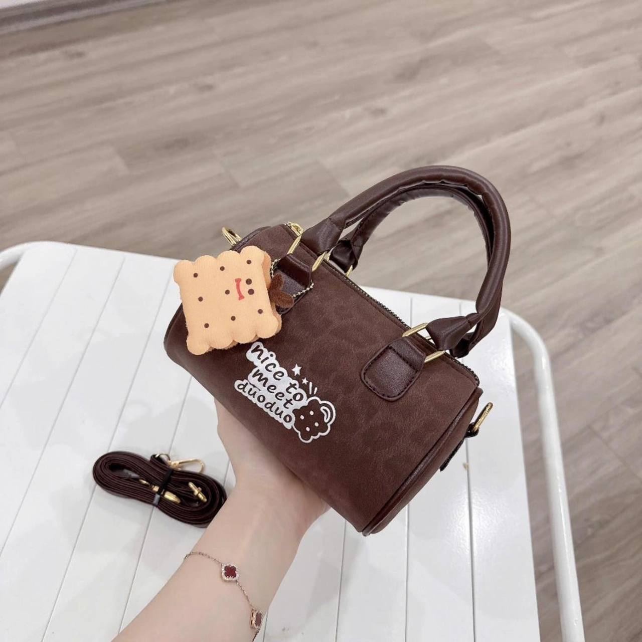 (Tặng Móc Xinh) Túi Xách Nữ Cunbag Dáng Trống Da Hoạ Tiết Vân Báo CUN062