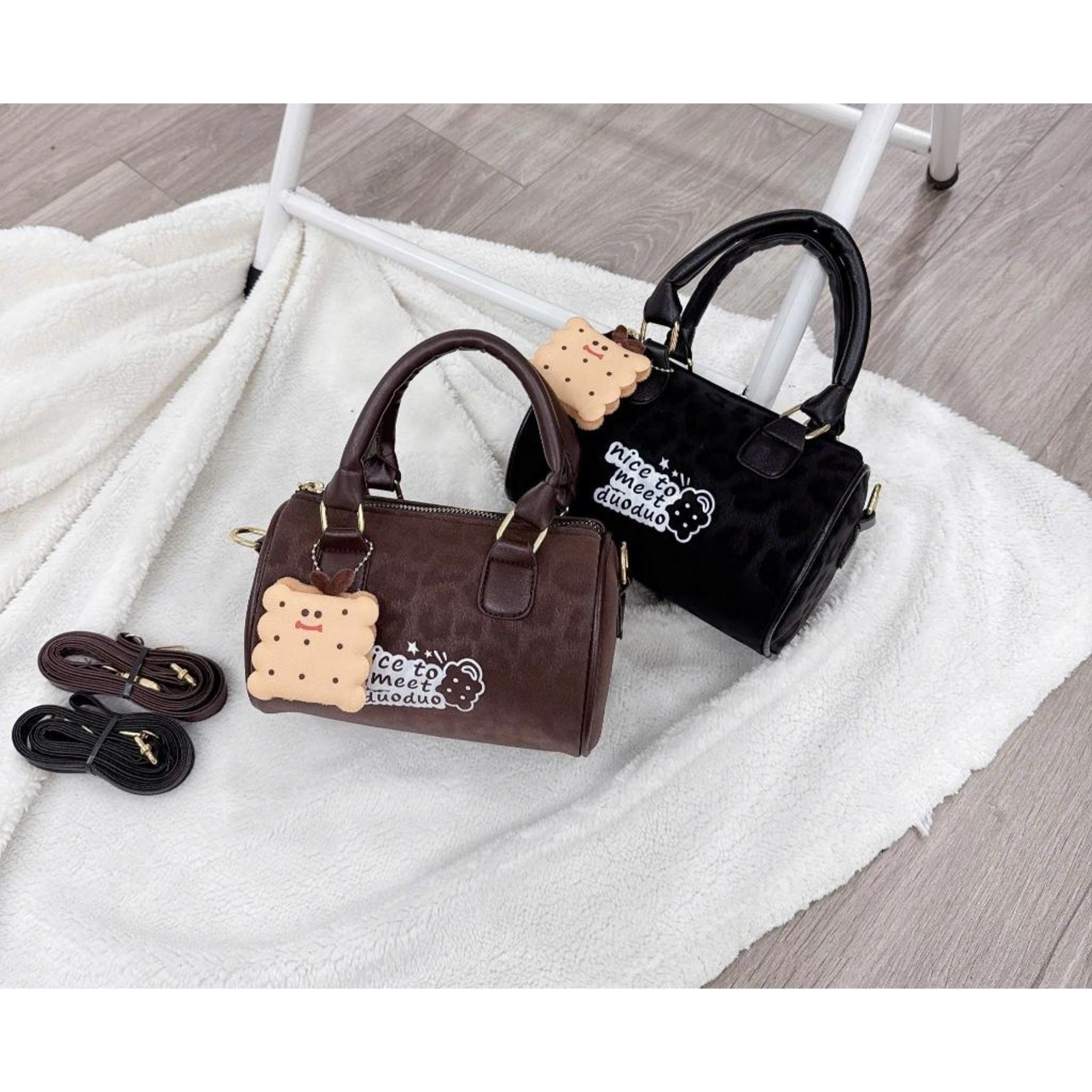 (Tặng Móc Xinh) Túi Xách Nữ Cunbag Dáng Trống Da Hoạ Tiết Vân Báo CUN062