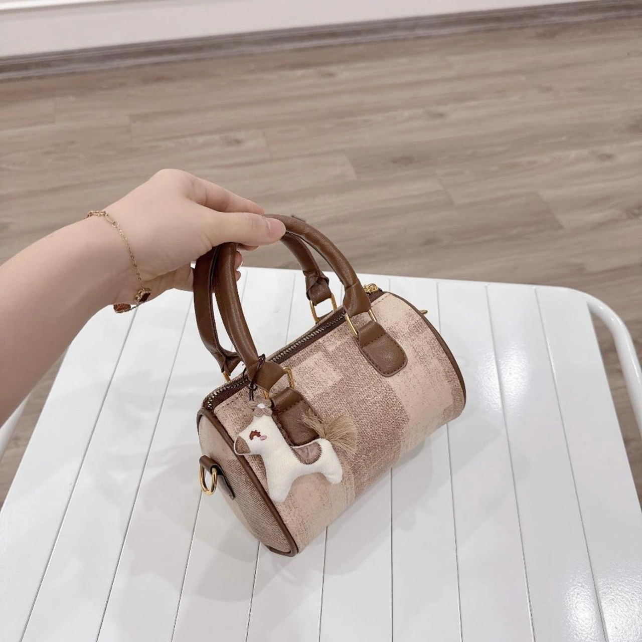 [ XẢ KHO ] (Tặng Móc Ngựa) Túi Xách Nữ Cunbag Cầm Tay Nữ Đi Chơi Kèm Phụ Kiện Ngựa Bông Cute CUN689