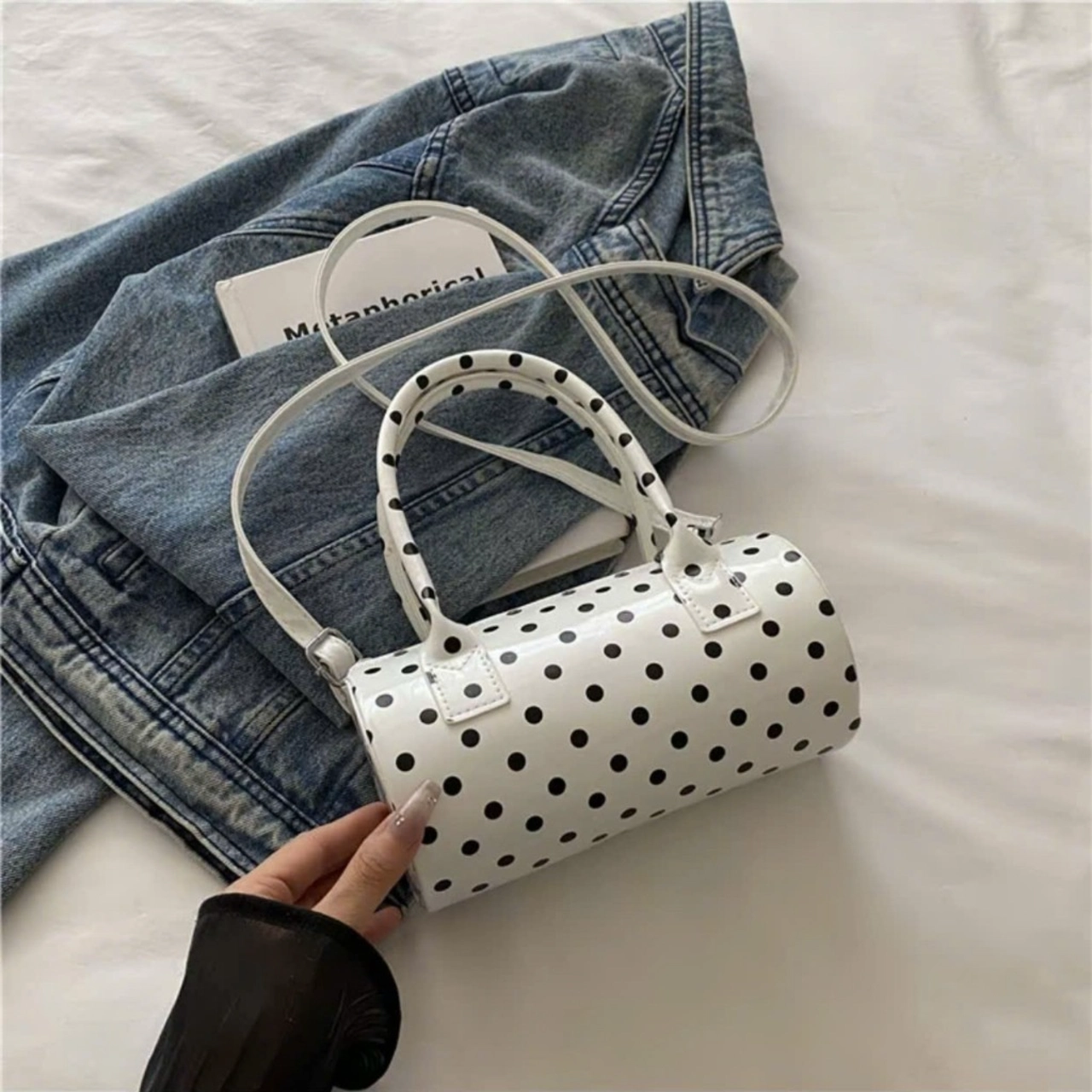 (Deal Mở Bán) (Tặng Chamr Sao) Túi Xách Nữ Cunbag Dáng Trống Tròn Phối Chấm Bi Retro CUN683