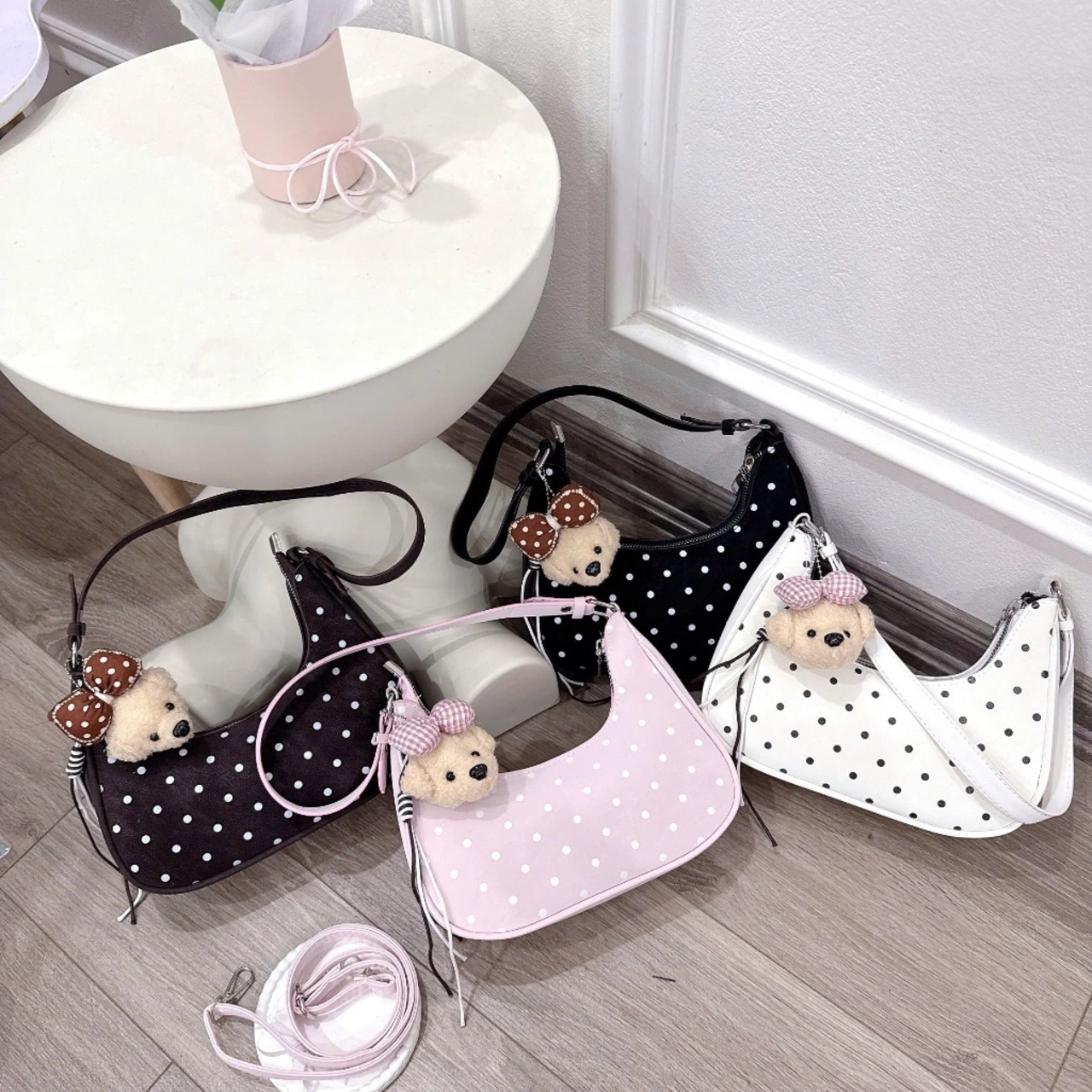(Tặng Charm Gấu) Túi Xách Nữ Cunbag Hobo Bo Cong Sành Điệu Da Mềm Họa Tiết Bi Nhỏ Dạo Phố CUN781