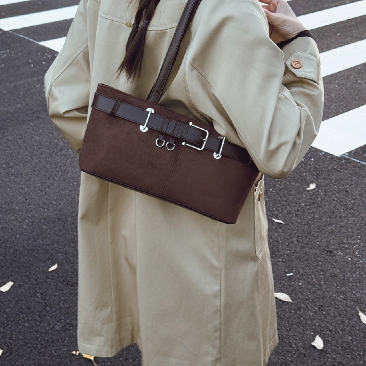 Túi Đeo Vai CUNBAG - Chất Da Lộn Cao Cấp Phối Đai Khóa Cá Tính Phong Cách Vintage Retro Đi Chơi Đi Làm CUN082