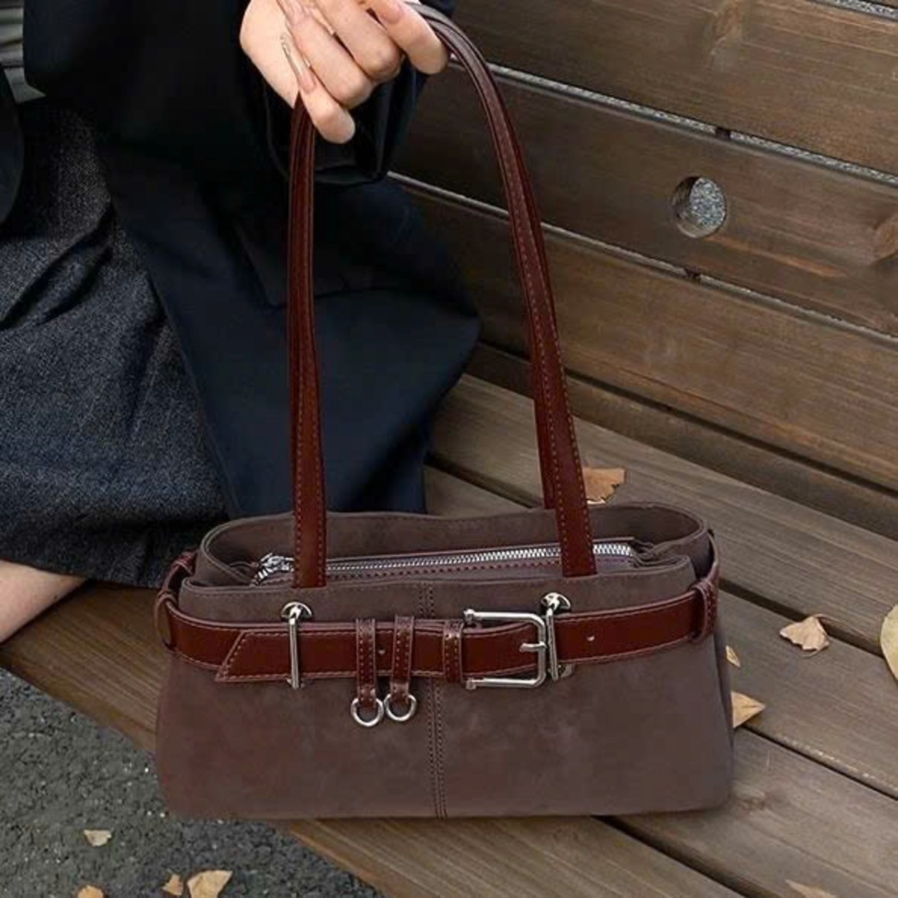 Túi Đeo Vai CUNBAG - Chất Da Lộn Cao Cấp Phối Đai Khóa Cá Tính Phong Cách Vintage Retro Đi Chơi Đi Làm CUN082