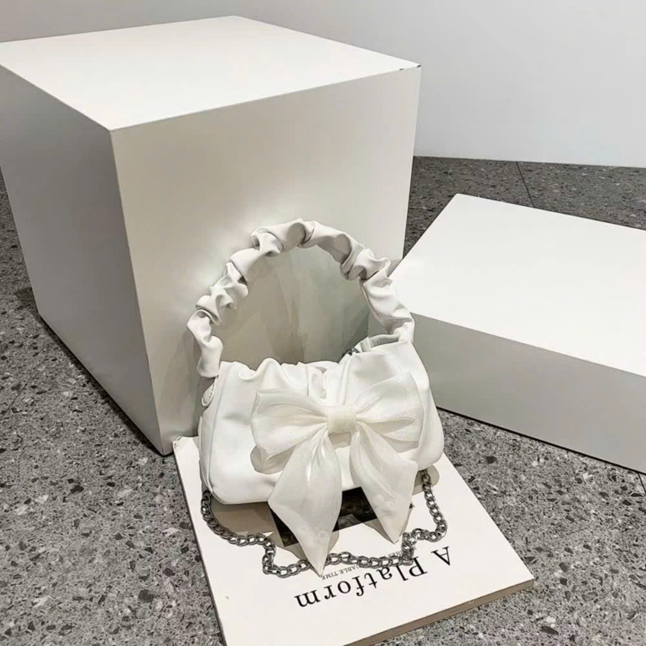 Túi Xách Nữ Cunbag Đeo Vai Kẹp Nách Thời Trang Thắt Nơ Thanh Lịch Sang Chảnh CUN301