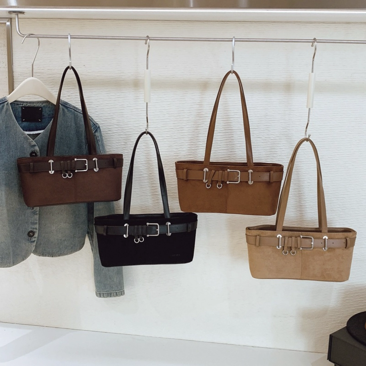 Túi Đeo Vai CUNBAG - Chất Da Lộn Cao Cấp Phối Đai Khóa Cá Tính Phong Cách Vintage Retro Đi Chơi Đi Làm CUN082