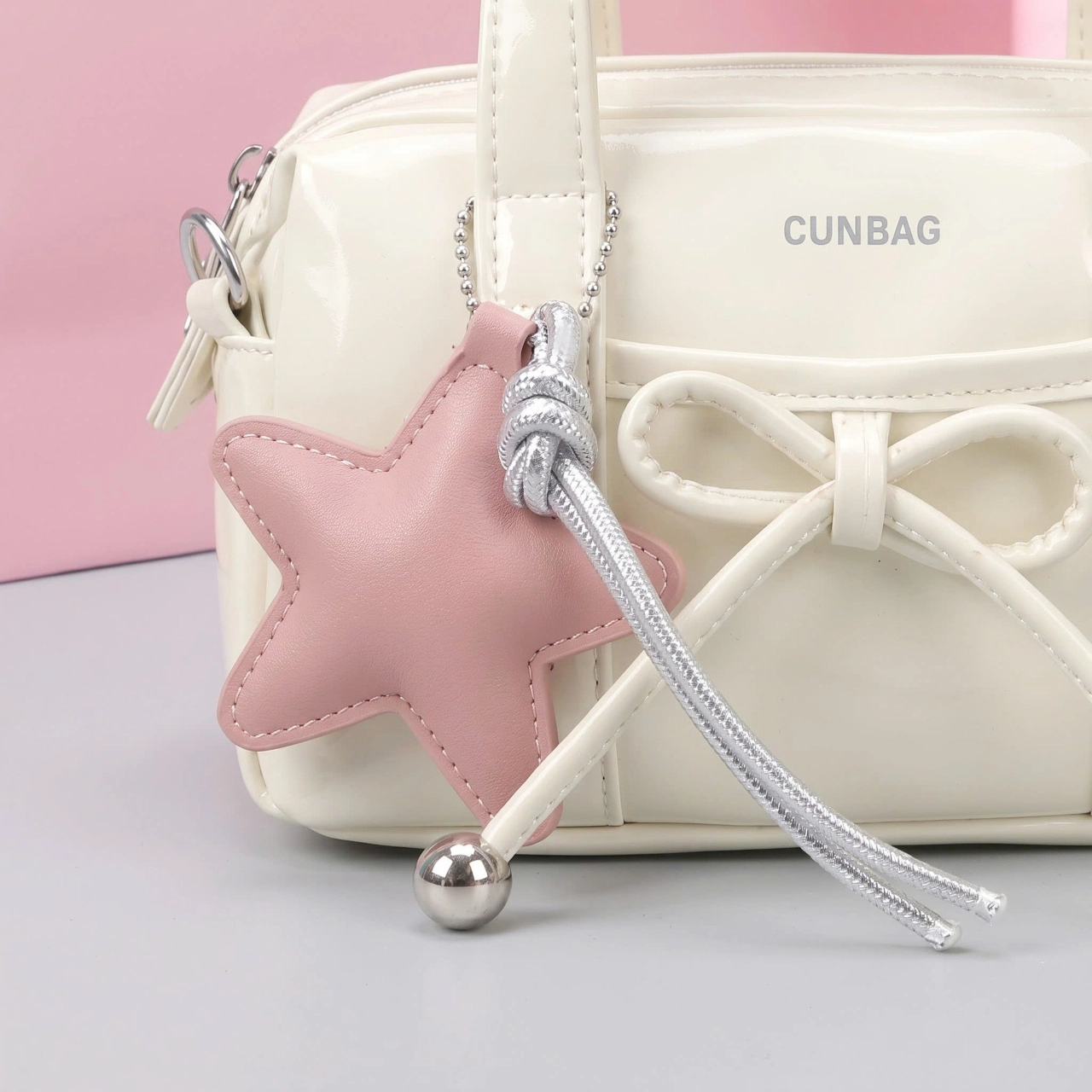 SET QUÀ 20.10 Set Quà Tặng CUNBAG Mini Boston (30x20x10), Túi Xách Tay Kèm Charm Sao, Hộp Quà Hồng, Kẹp Tóc Hoa Lan (Tặng Người Thân, Người Thương, Bạn bè, Tặng Em) SET216