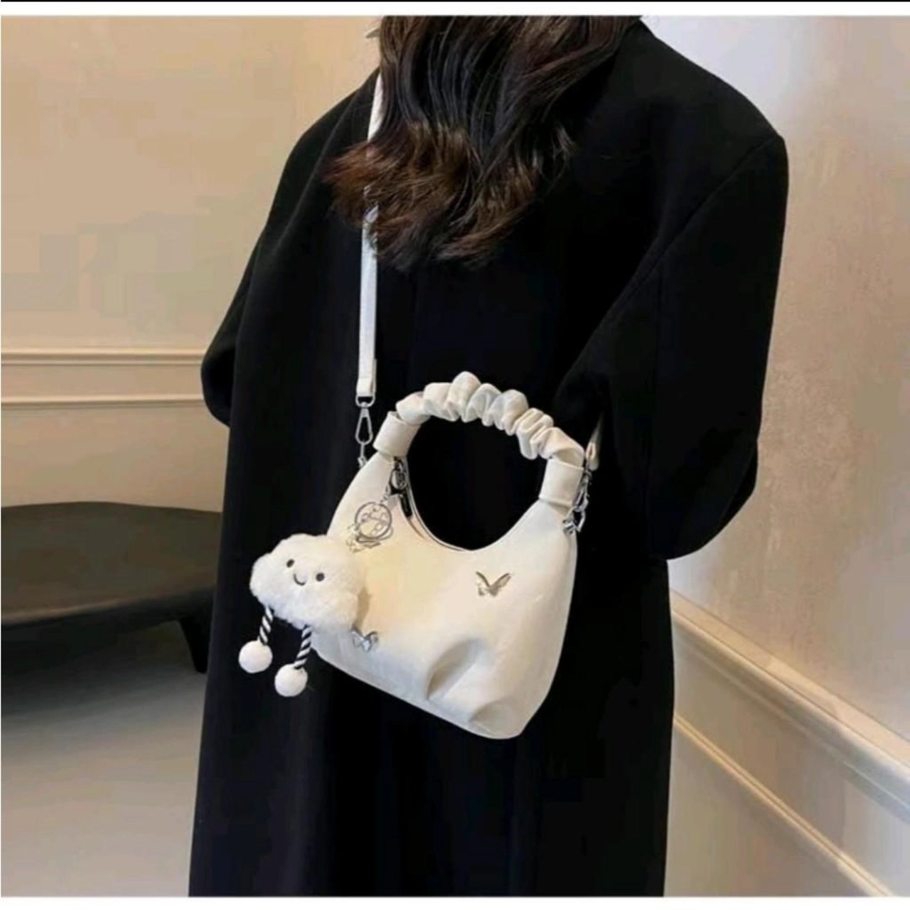 [TẶNG CHARM MÂY] Túi Xách Nữ Quai Rúm Đính Phụ Kiện Xinh Sắn Cầm Tay Đeo Chéo Kèm Móc Khoá Mây Bag Da Kem CUN444