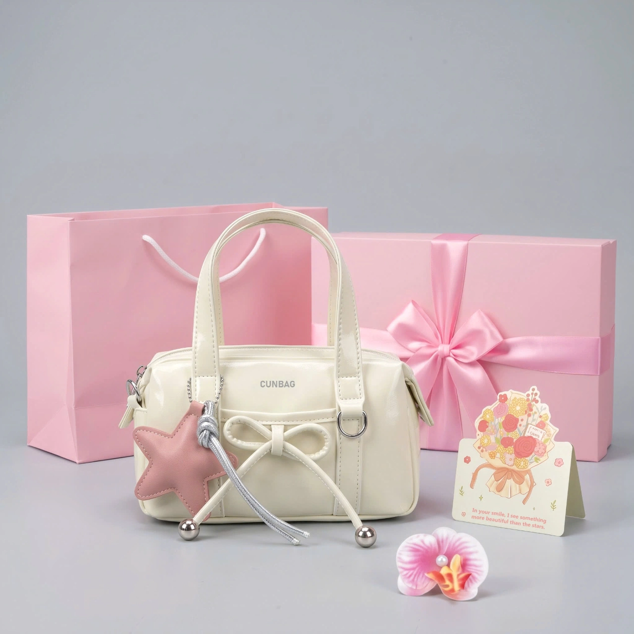 SET QUÀ 20.10 Set Quà Tặng CUNBAG Mini Boston (30x20x10), Túi Xách Tay Kèm Charm Sao, Hộp Quà Hồng, Kẹp Tóc Hoa Lan (Tặng Người Thân, Người Thương, Bạn bè, Tặng Em) SET216