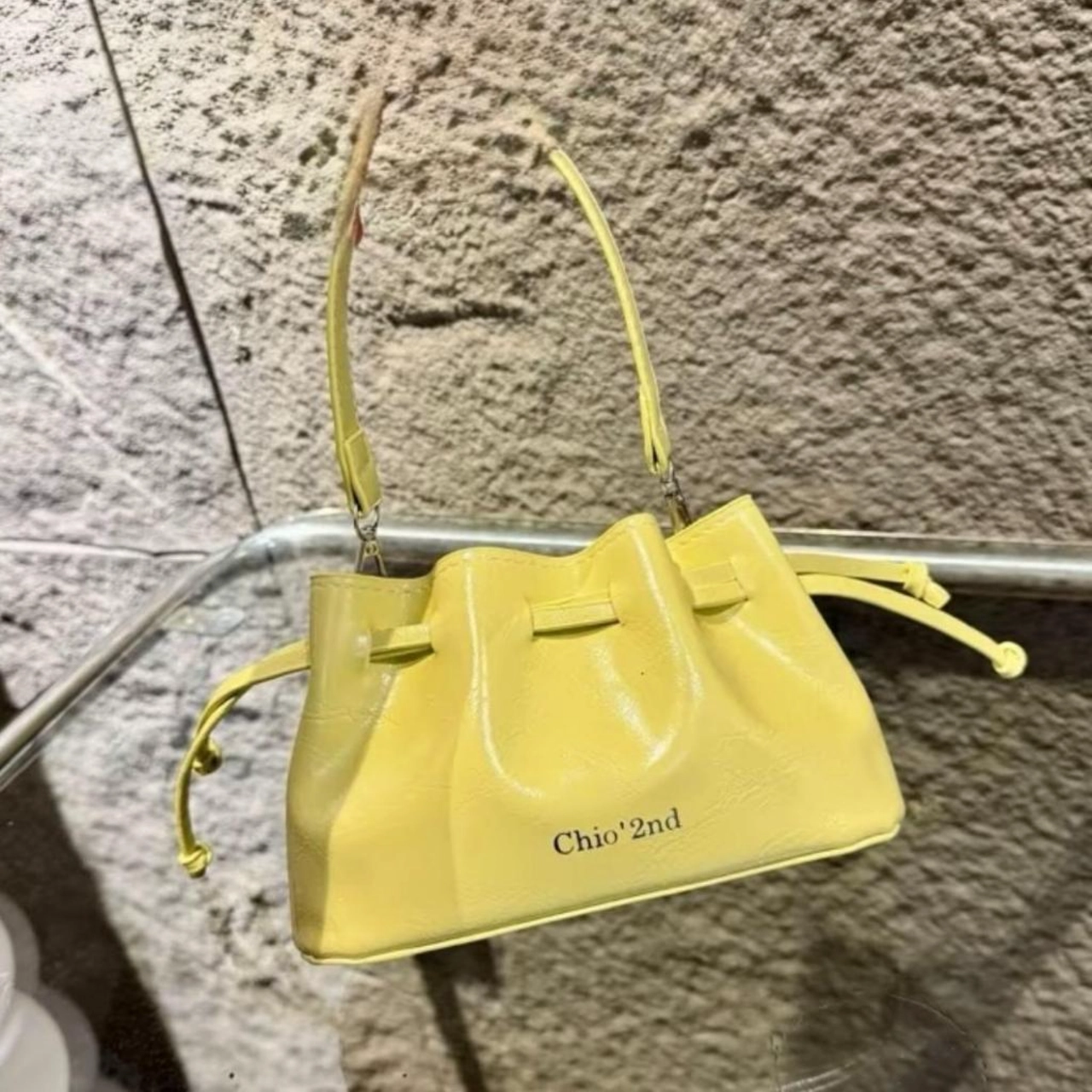 ( Deal Sốc Xả Kho ) Túi Xách Nữ Cunbag Chio Rút Miệng Xách Tay Đeo Chéo Sang Chảnh Size 18cm CUN095
